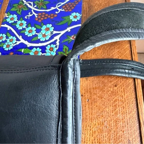 *RARE* Coach Sling Bag #9710 Black Leather NYC Vintage 1985 Turnlock Flap Bag - Picture 13 of 16